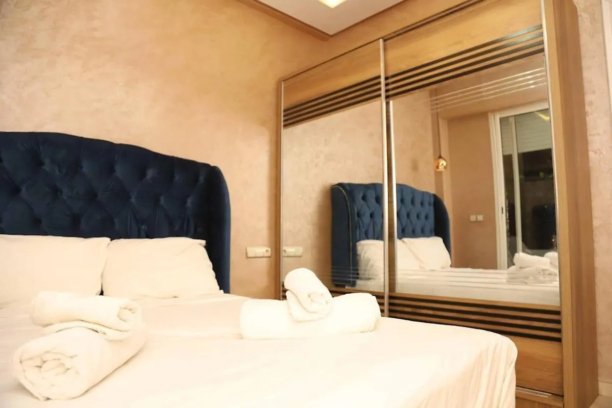 Le Petit Prince D'Agadir 0*, Agadir